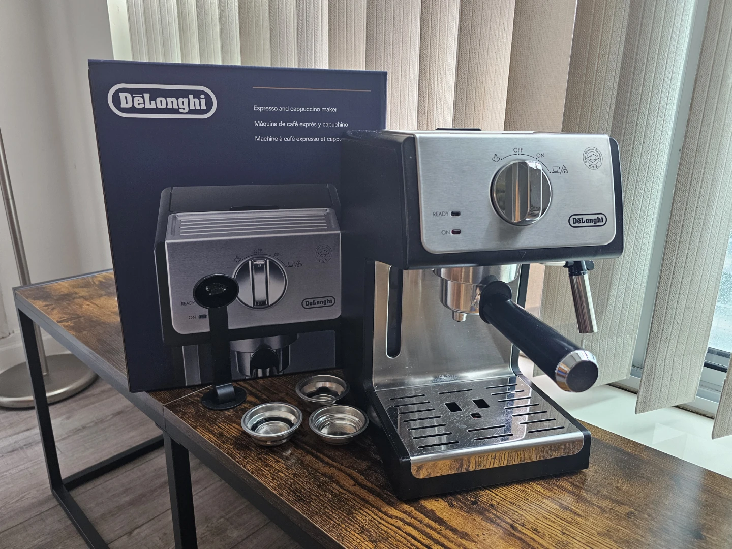 DeLonghi Espresso Maker, Shardor coffee grinder, portafilter - photo 2