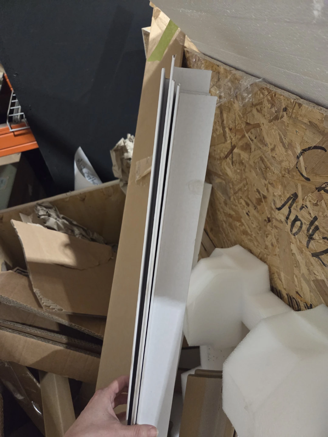 🥕 free foam. Cardboard. Odd shapes . various - photo 3
