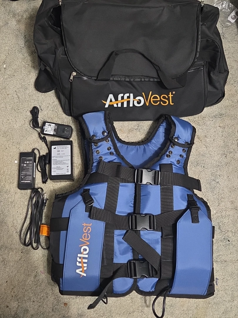 AffloVest Cough Machine with Carrying Bag and Accessories - photo 4