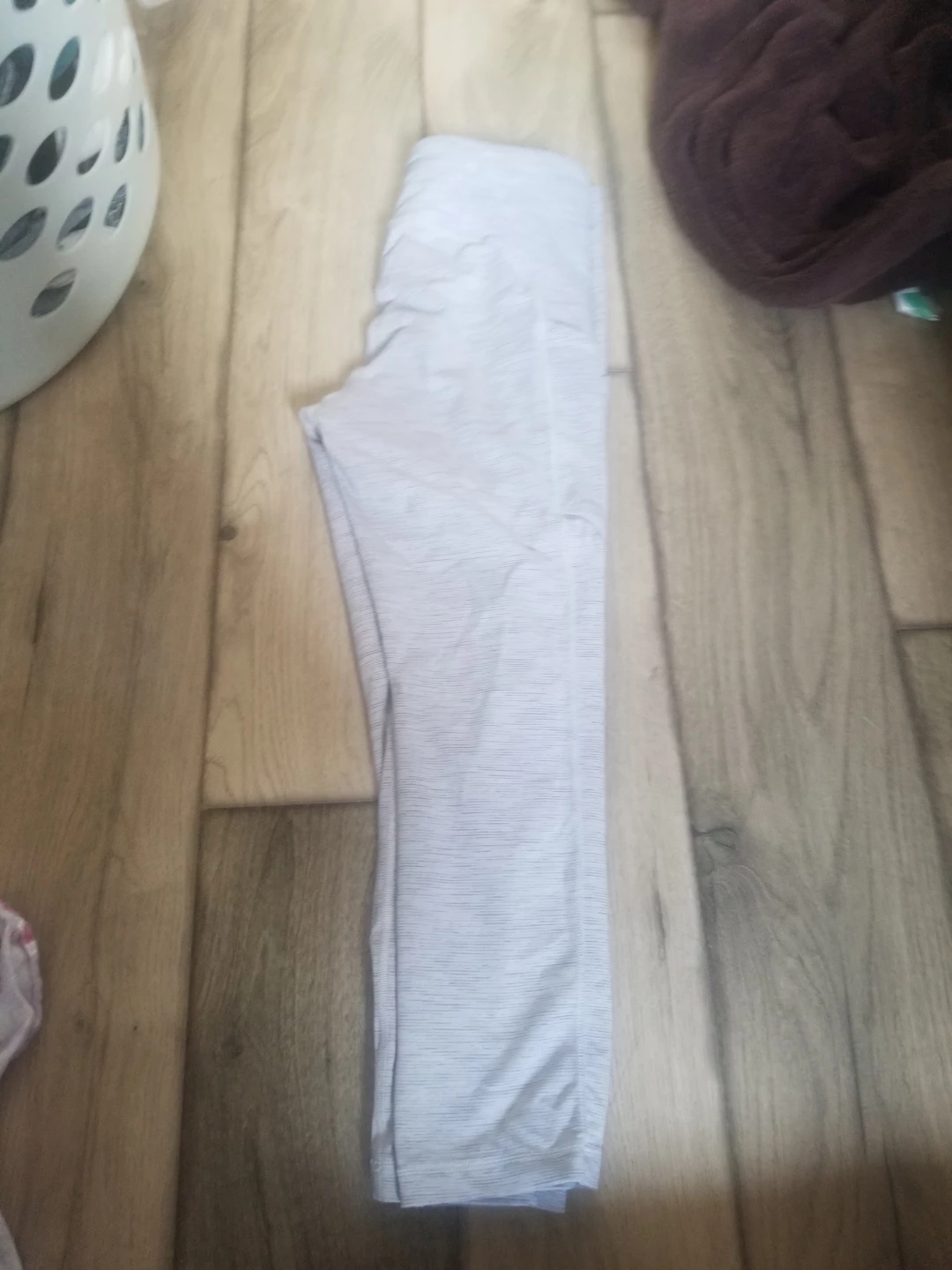 Lululemon Grey Striped Crop Leggings - photo 2