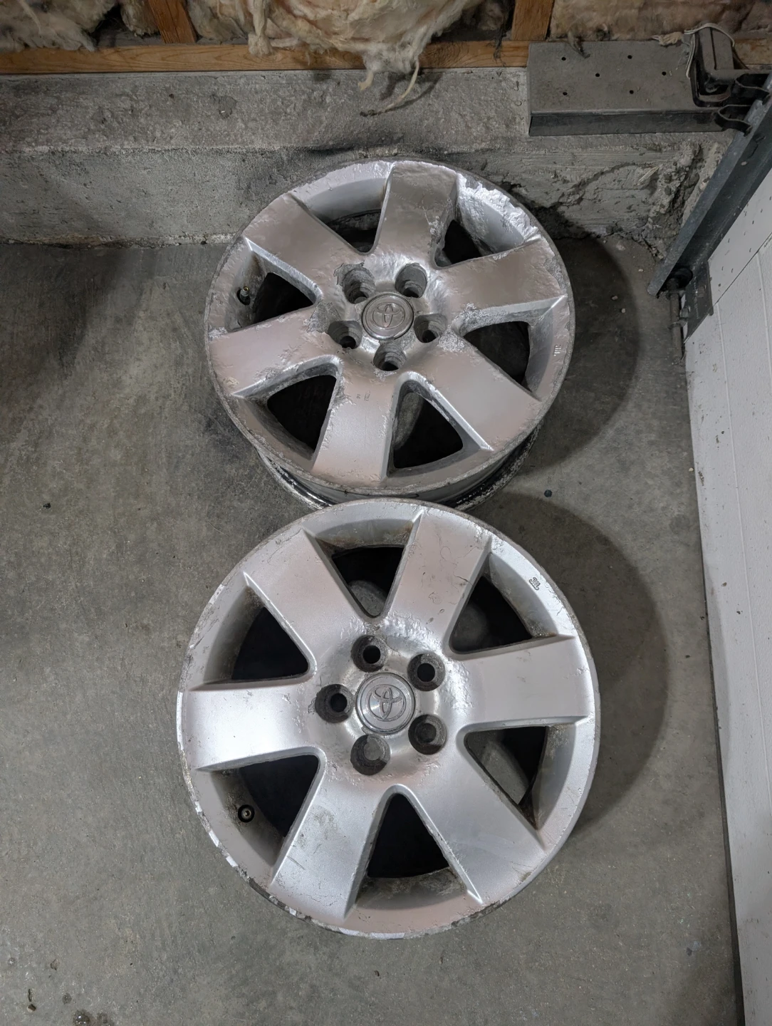 (2)-15 Inch Alloy Rims Off 2004 Toyota Corolla 5x100 - photo 2