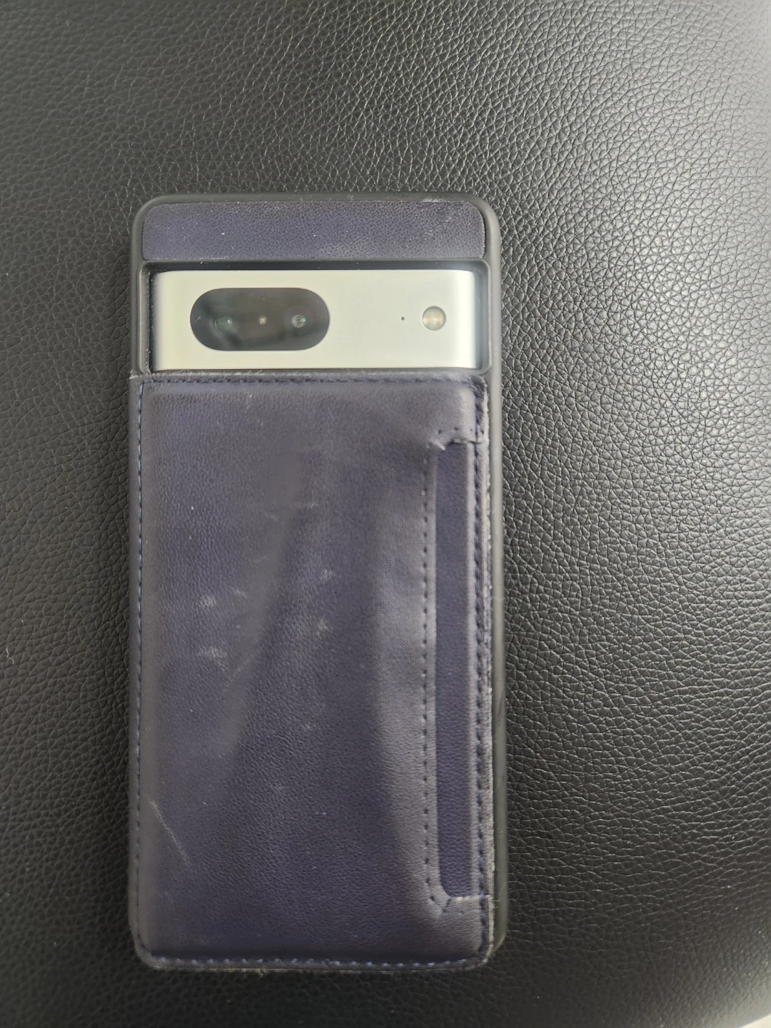 Google Pixel 7 Phone with Card Holder Case - photo 2