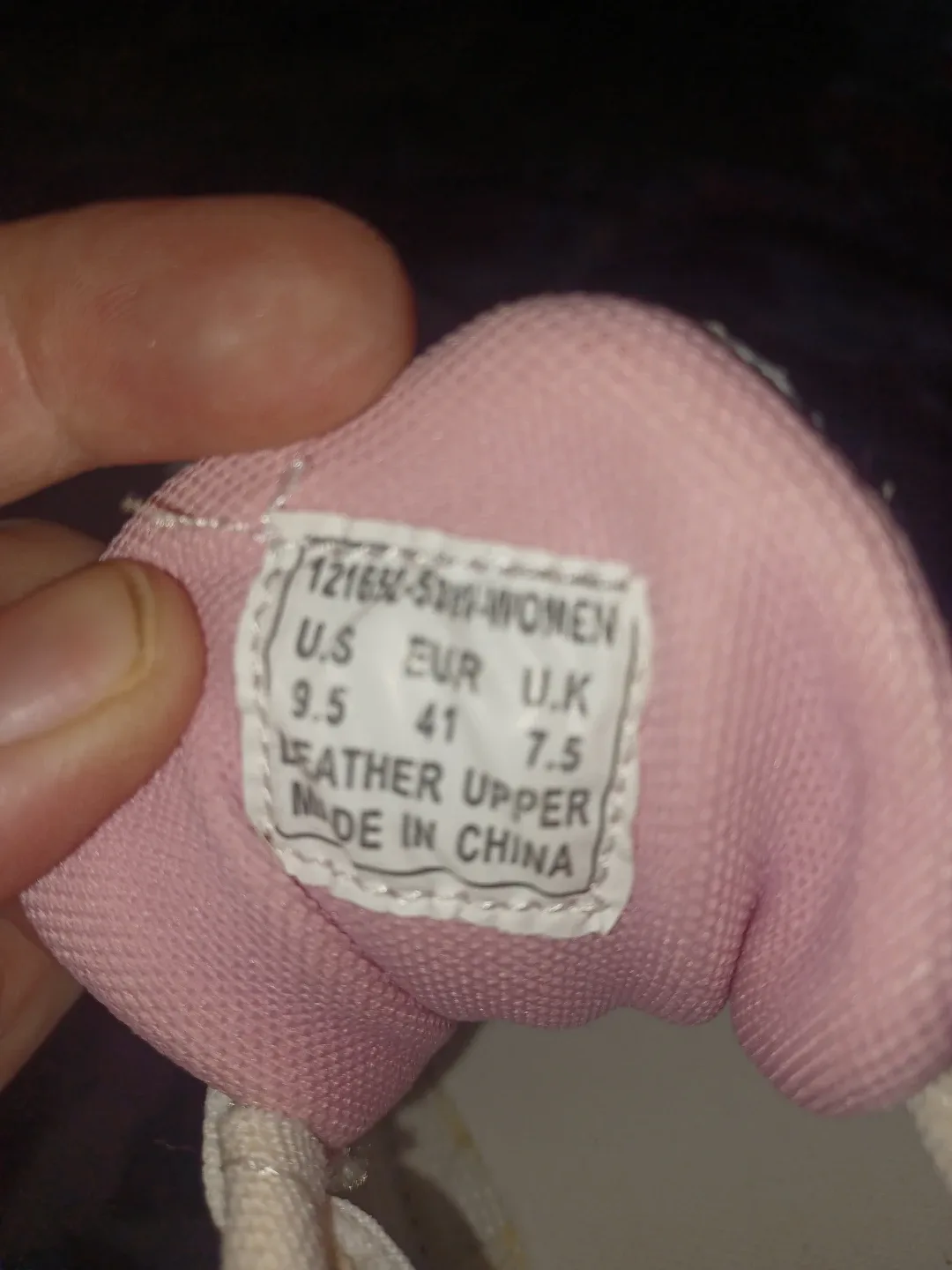 Women's Athletic Shoes