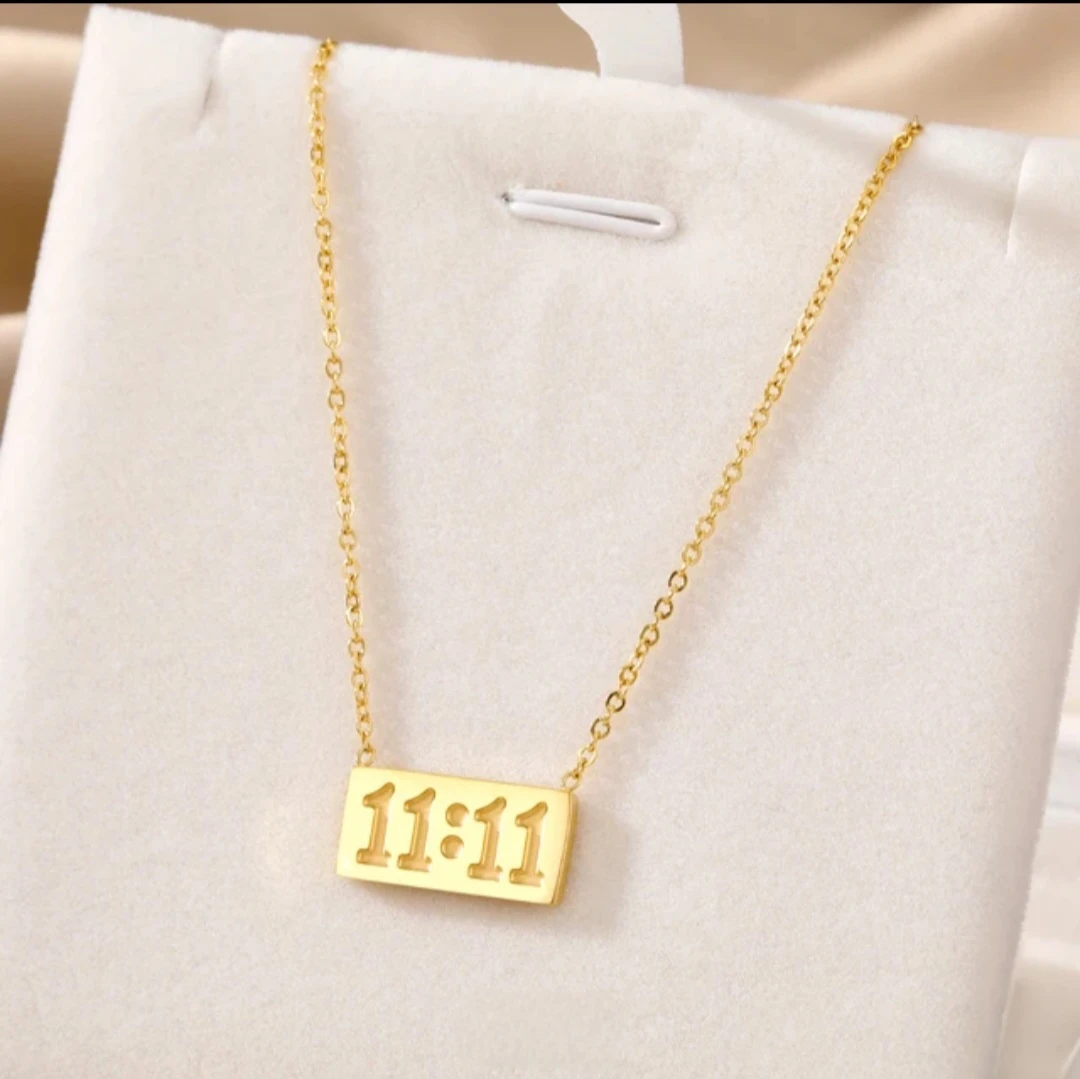 New Jewelry with different designs available - photo 3