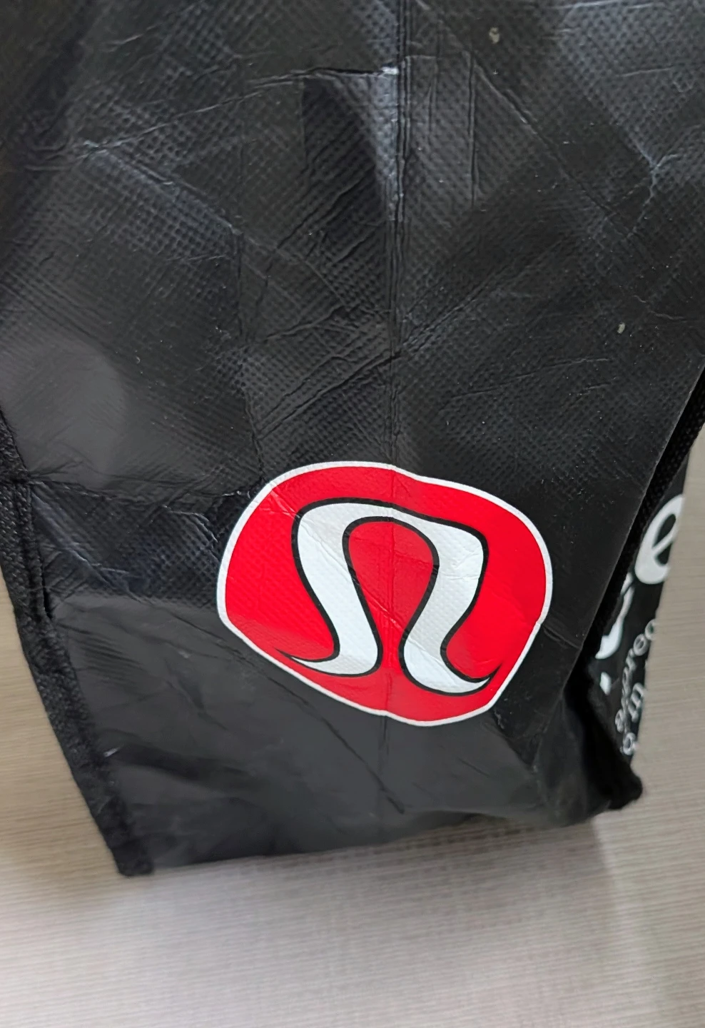 Lululemon Tote Bag - Black and White - photo 2