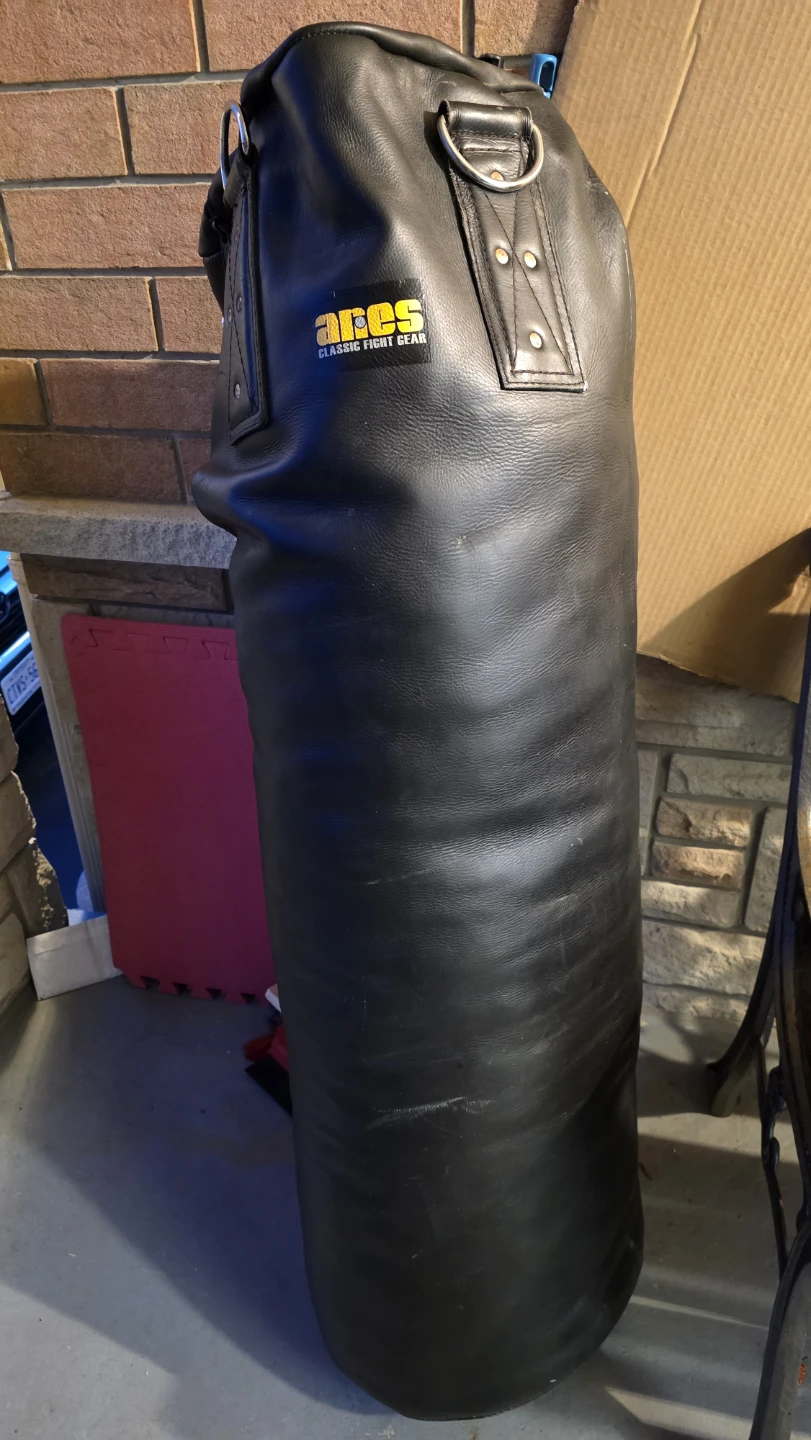 Ares Classic Fight Gear Punching Bag