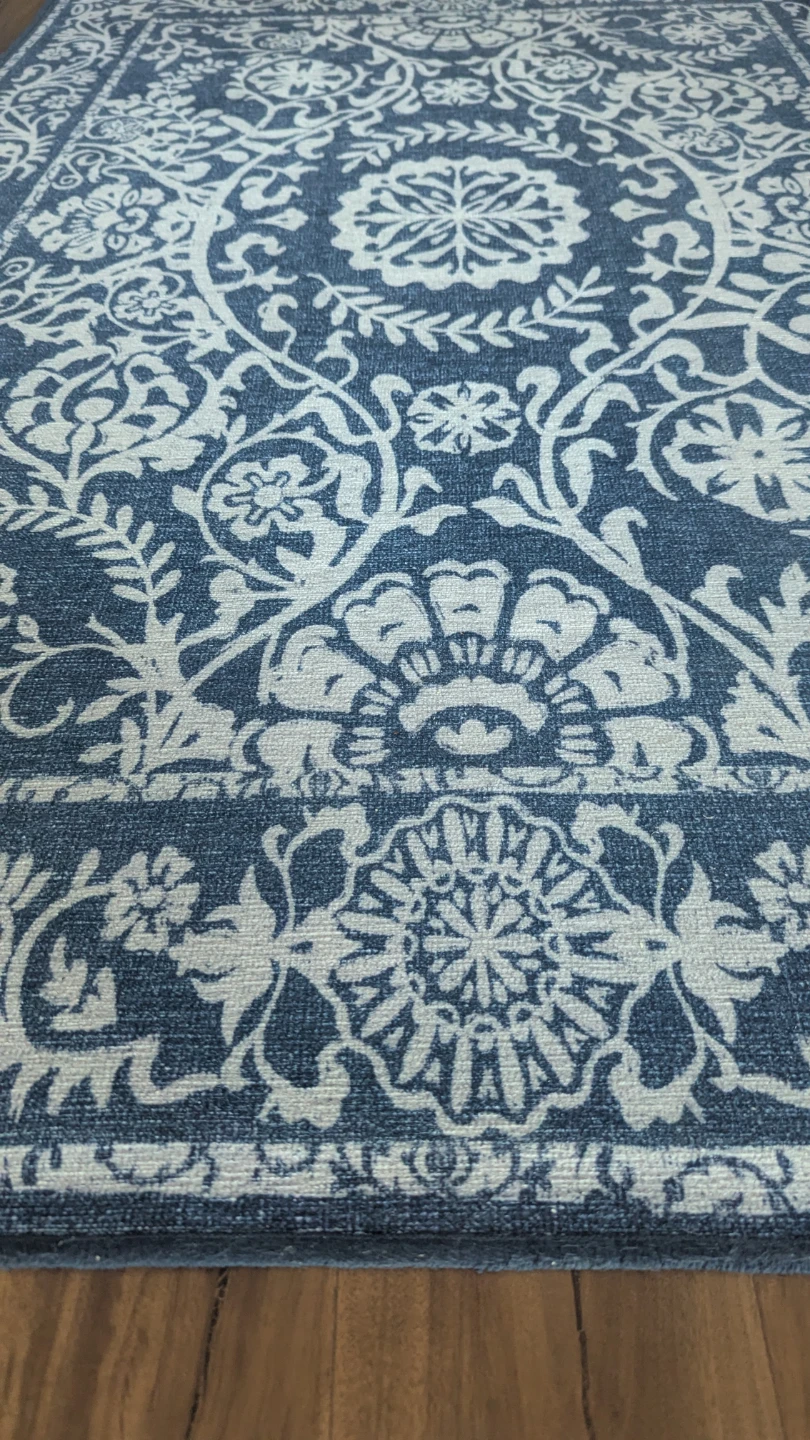 *PICKUP TODAY* 4x6 Ruggable rug - photo 2