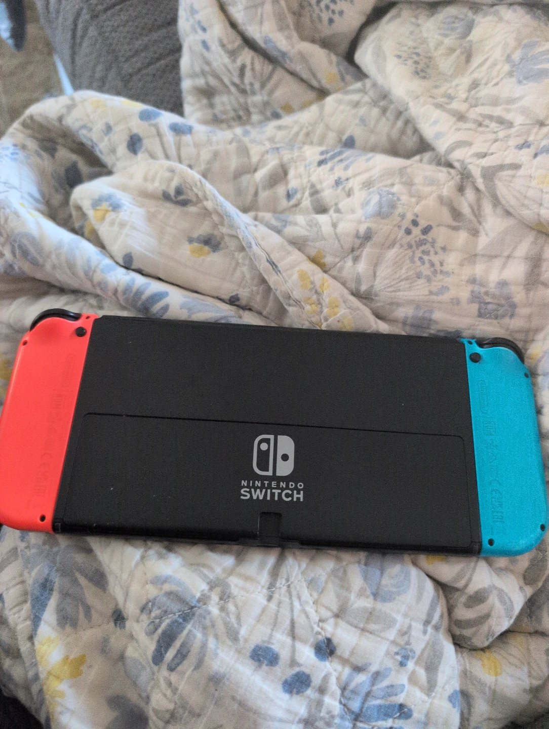 Nintendo Switch Console with Blue and Red Joy-Cons - photo 2