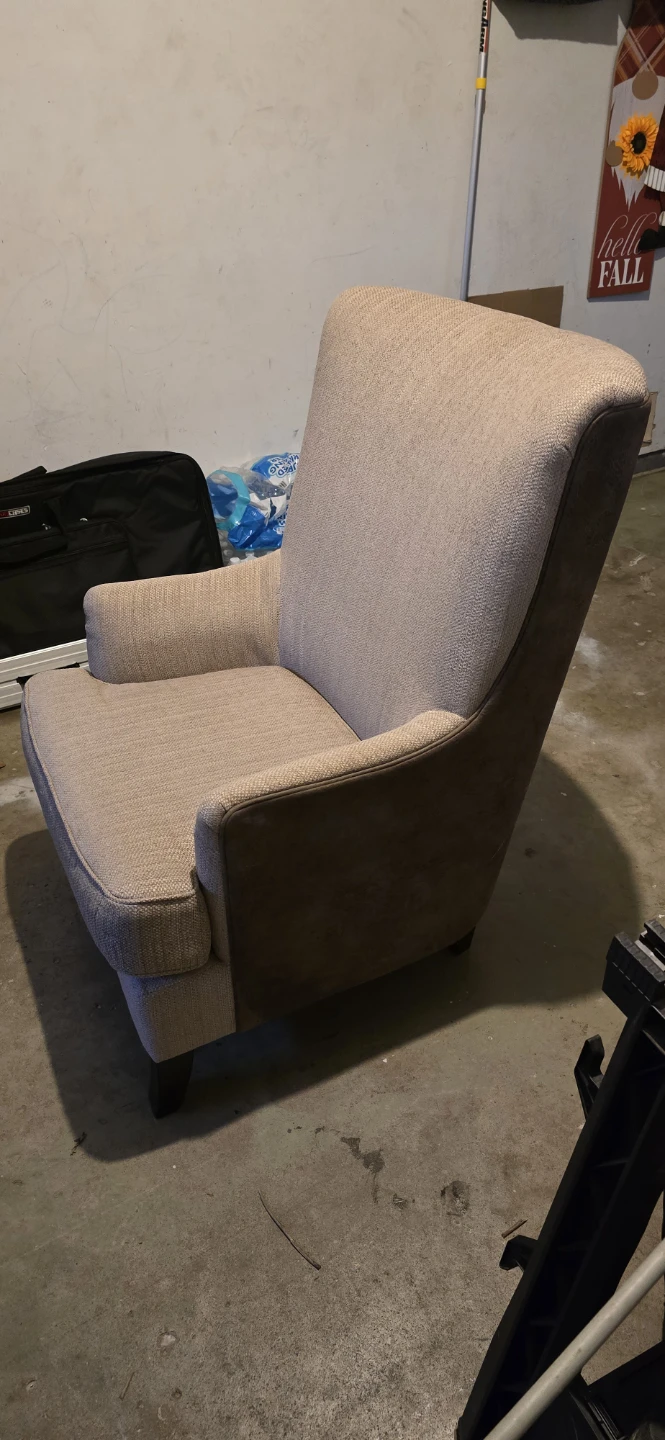 Ashley Dual Fabric Wingeback Chair - photo 2