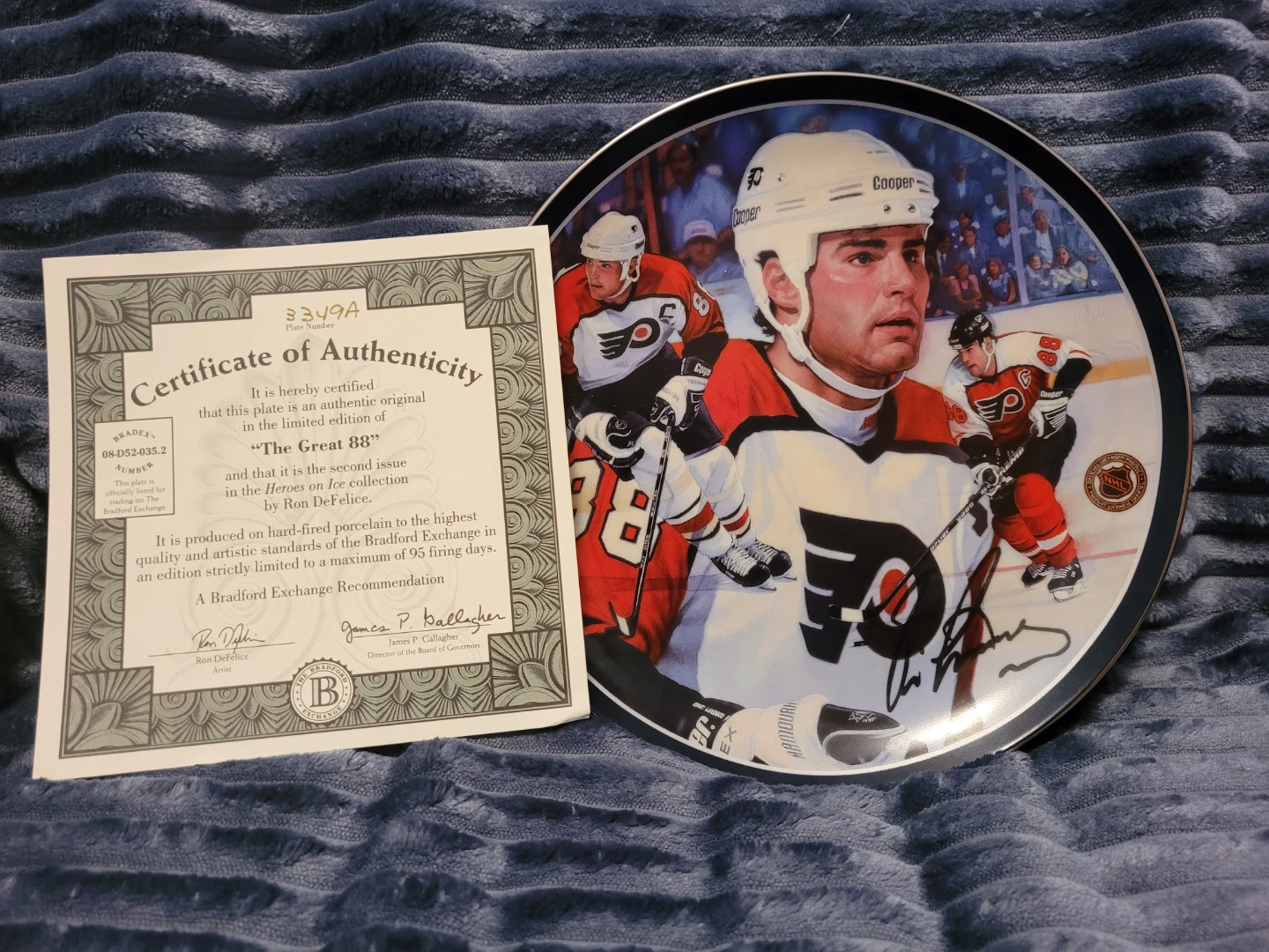 Eric Lindros Collectible Plate