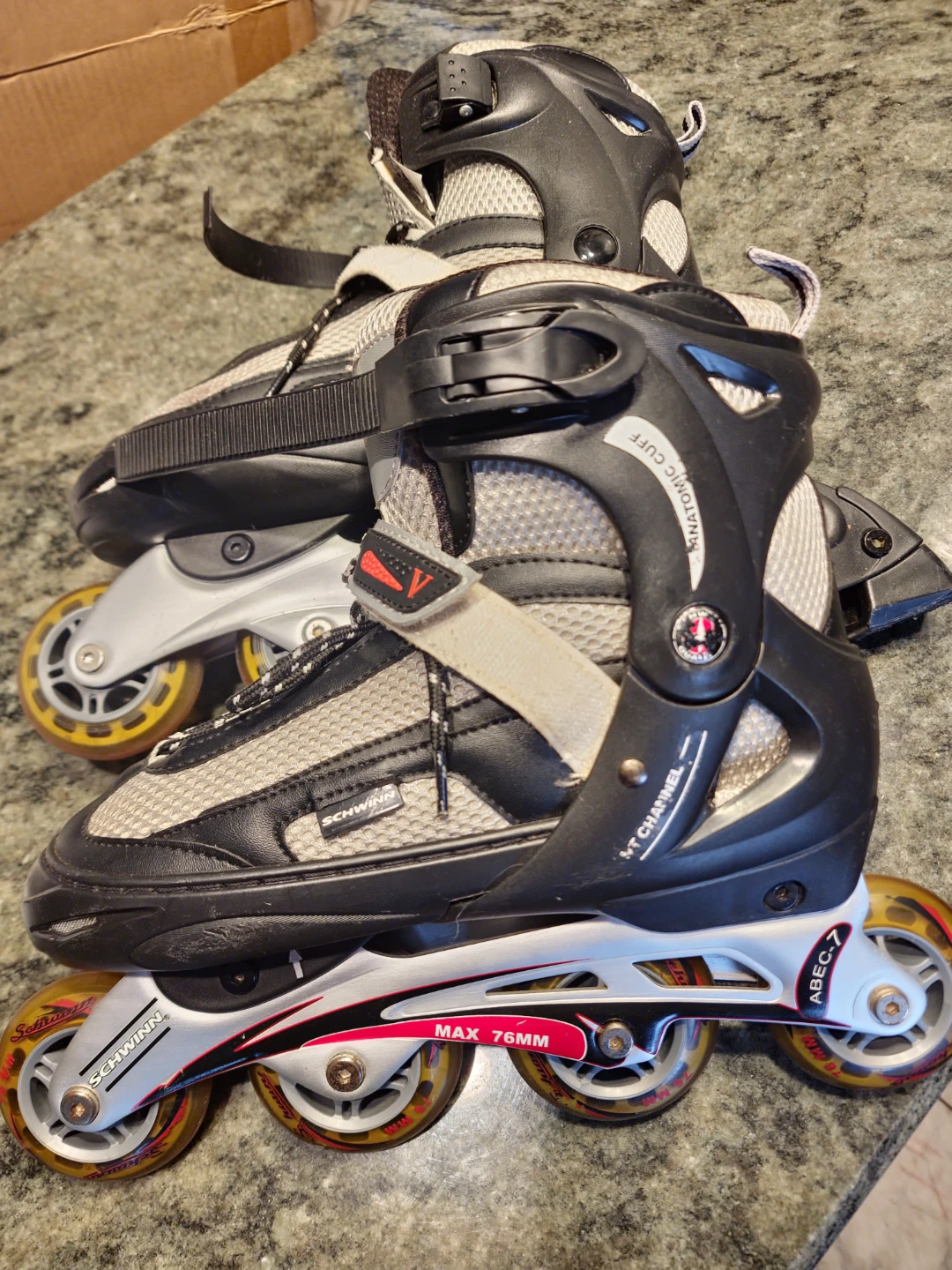 Size 8 Women Schwinn Inline Skates - Max 76mm Wheels