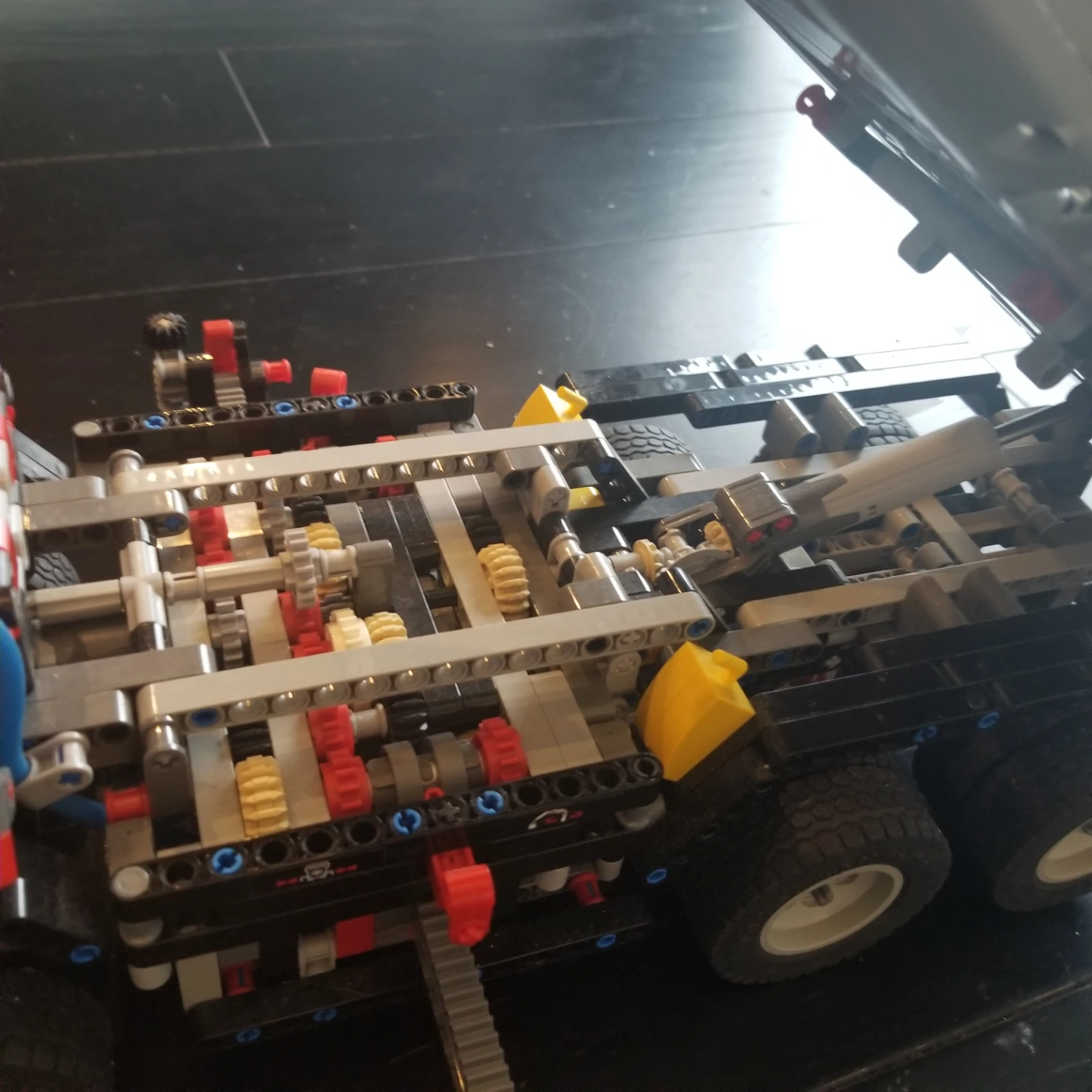 LEGO Technic 42043,Mercedez Benz - photo 3