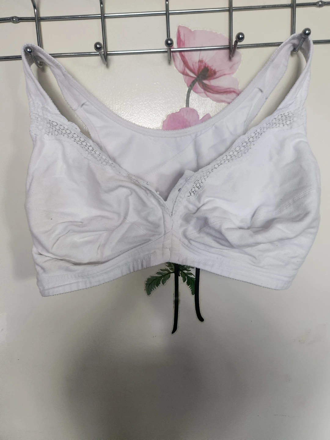 Exquisite Form White Bra 42DD