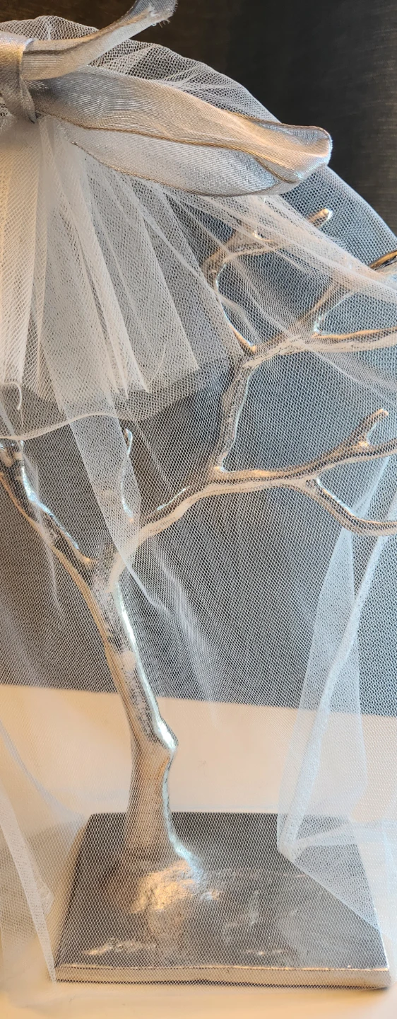 Silver Decorative Tree with White Tulle - photo 2