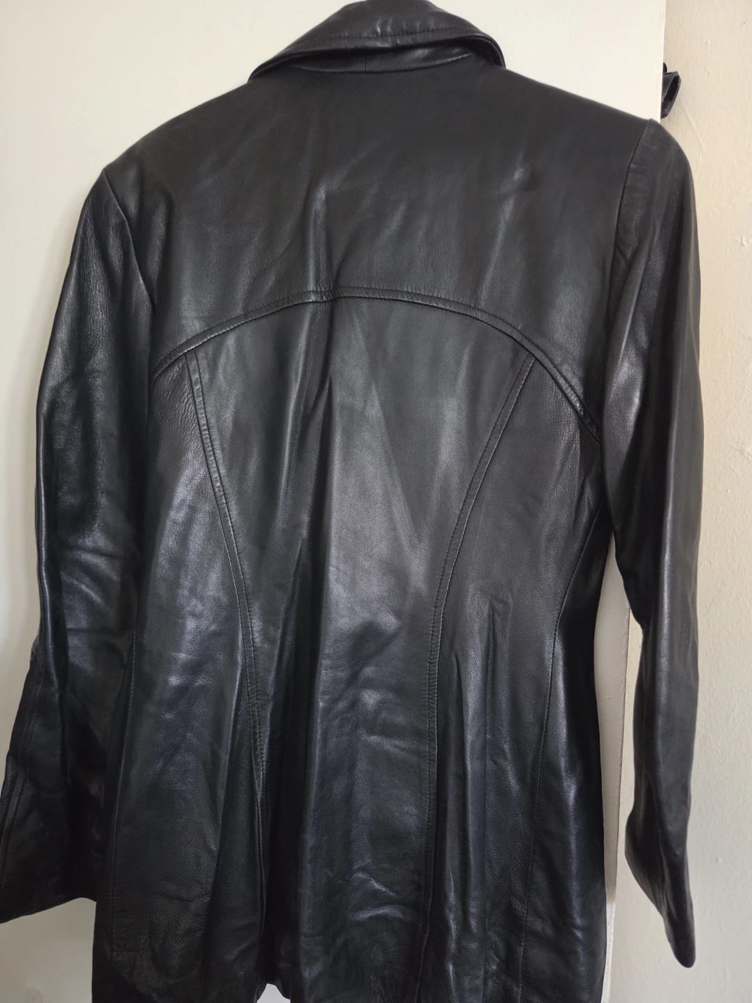 Danier Black Leather Jacket - Size XS/S - photo 3