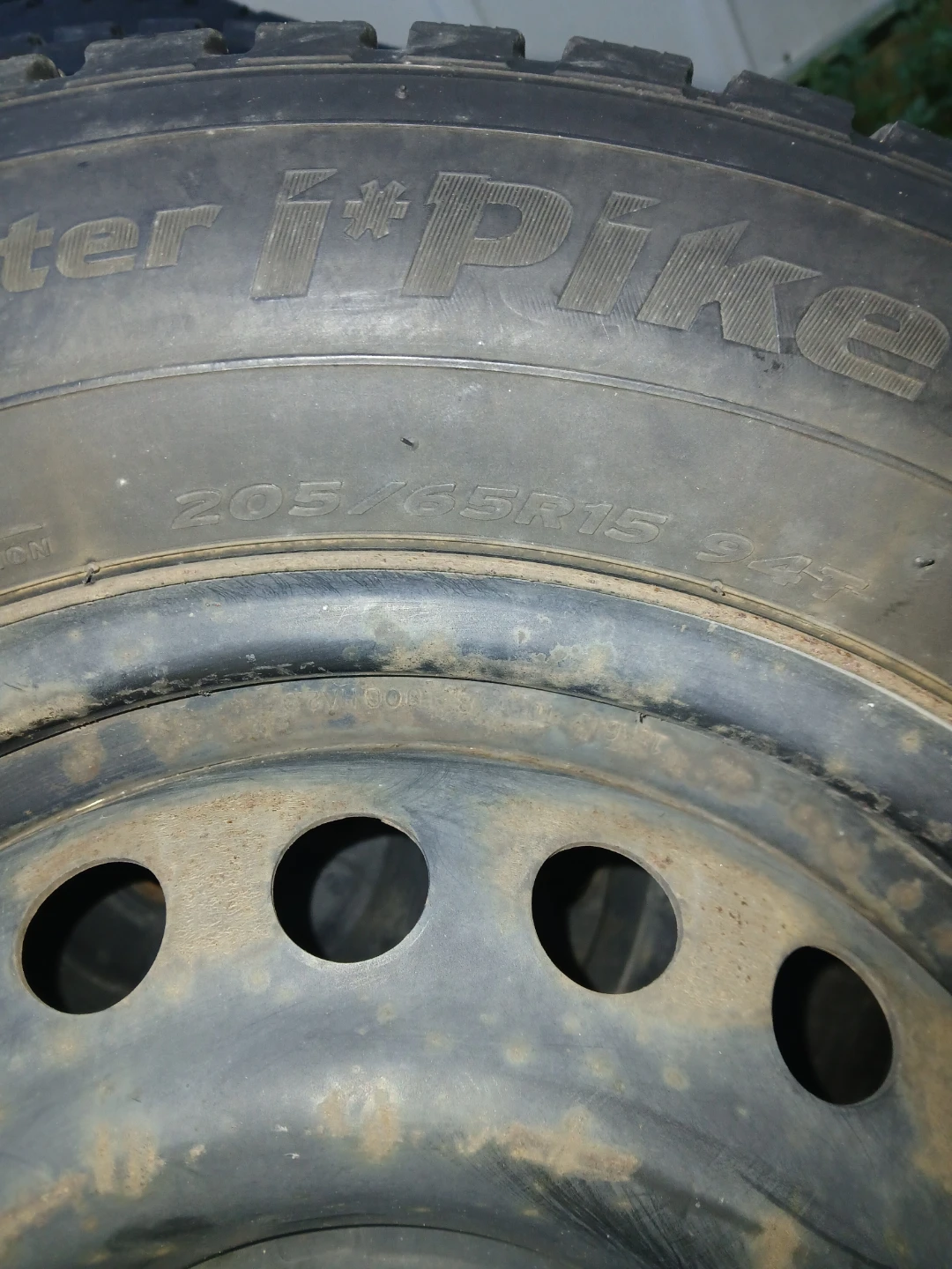 4 Hankook Winter i*Pike RW11 Tires - 205/65R15 - photo 3