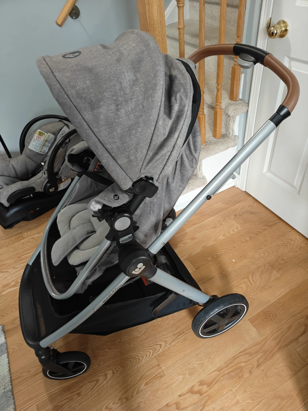Maxi-Cosi Stroller and Infant Car Seat Travel System - Grey - photo 3