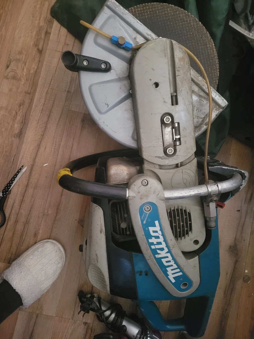 Makita Cut-Off Saw