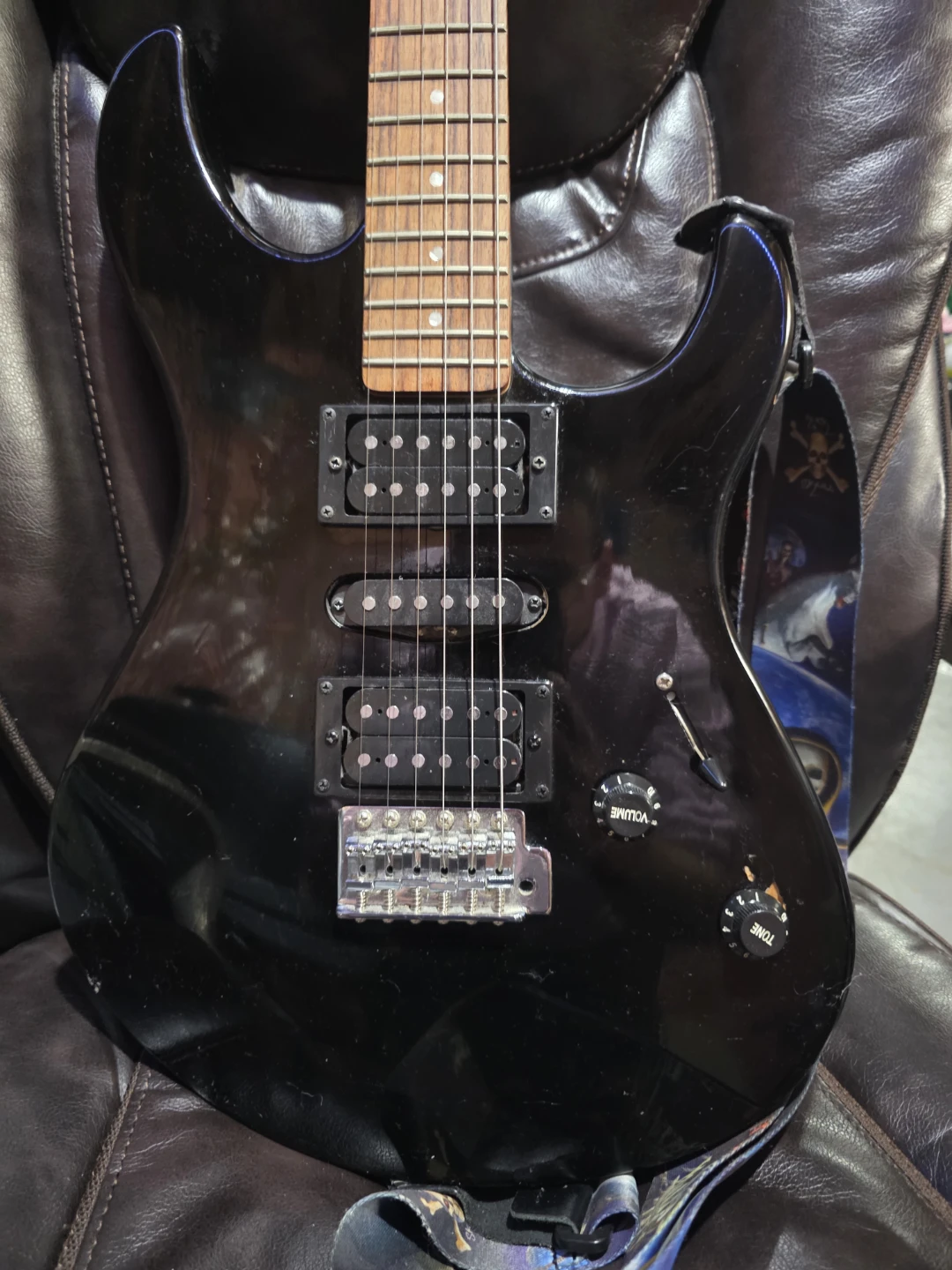 Yamaha ERG 121C Electric Guitar - Black - photo 3