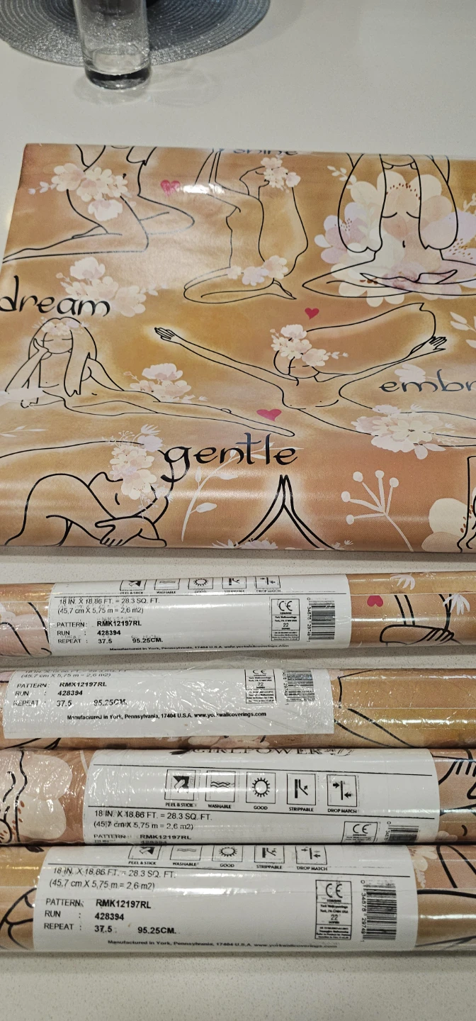 York Wallcoverings "Dream Gentle Embrace" Peel & Stick Wallpaper - photo 2