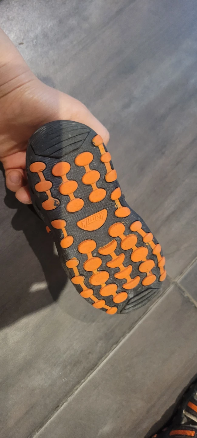 Size 5 kids shoes bundle $20 - photo 3