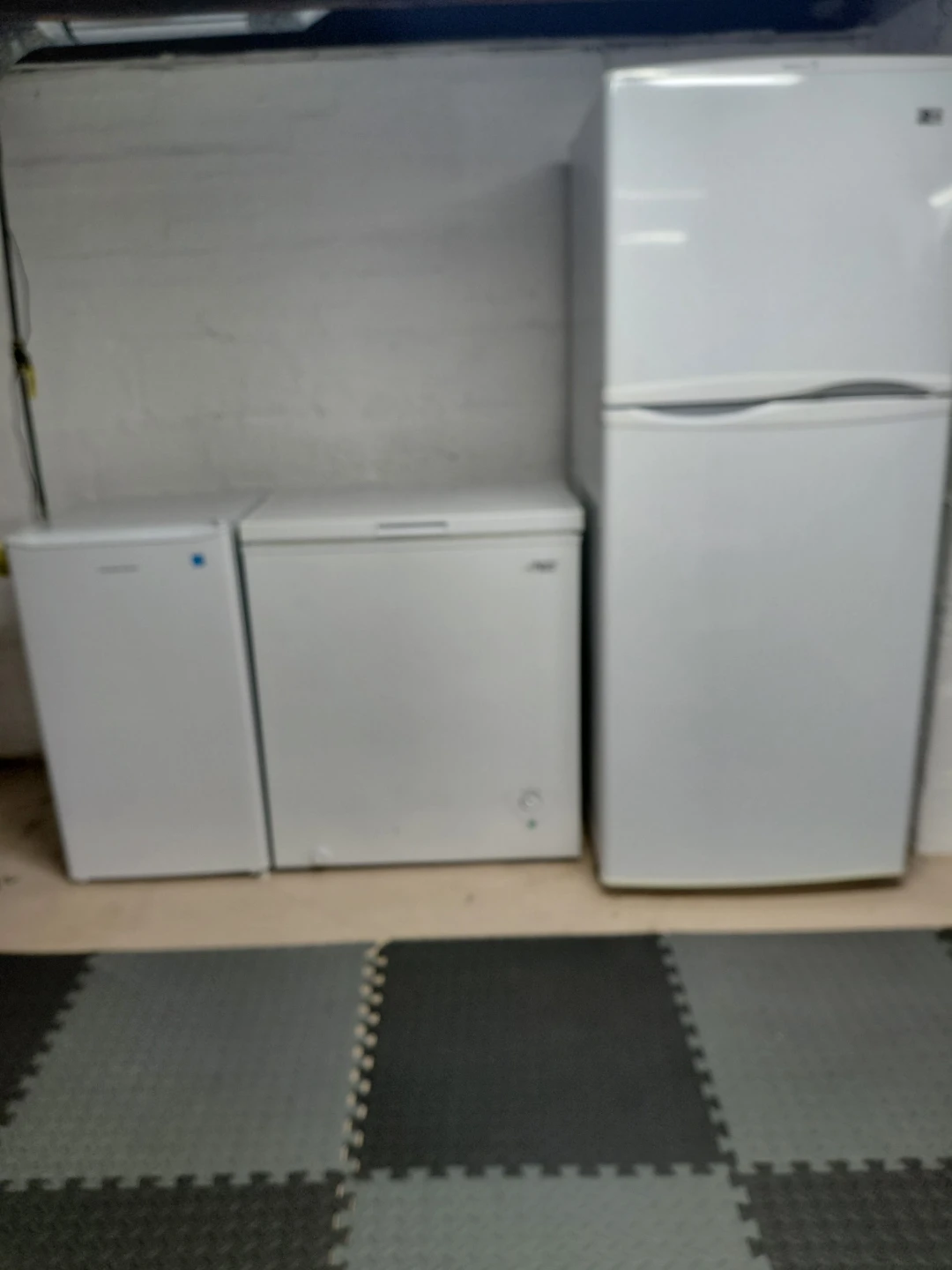 Arctic King Chest Freezer - photo 2