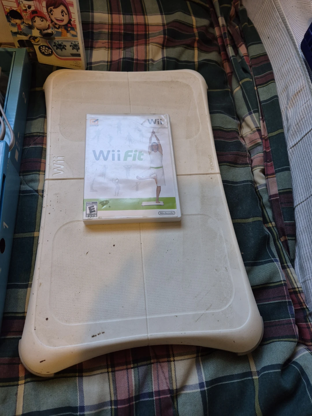 Nintendo Wii U Console Bundle with Games and Accessories - photo 3