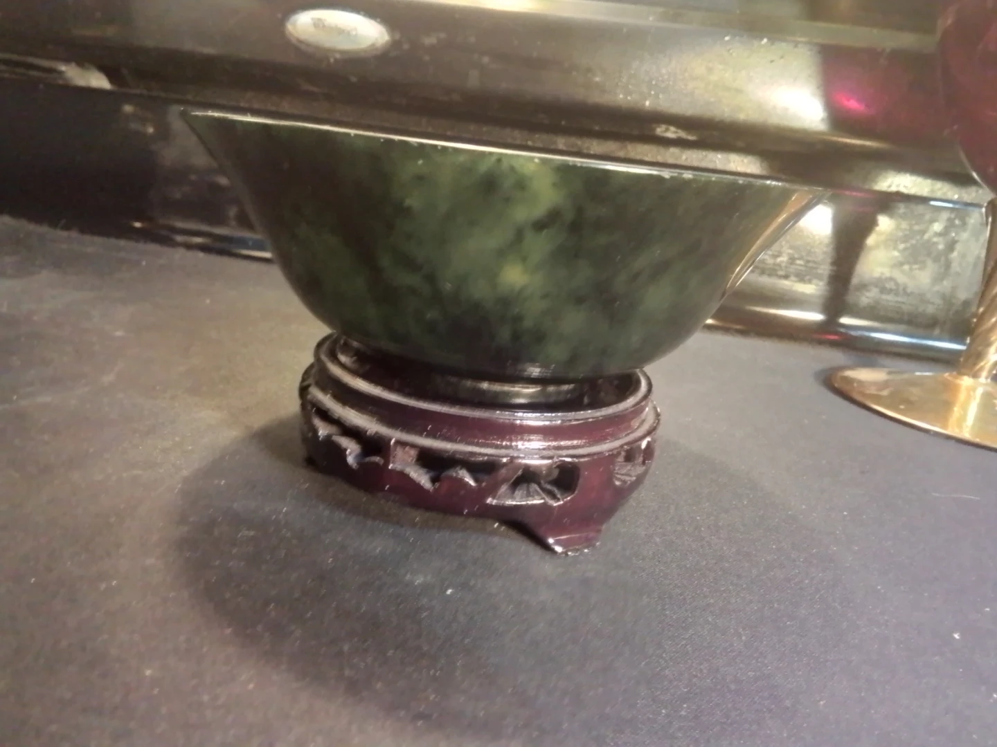Chinese Spinach Green Jade Bowl + Stand 5.25x2"