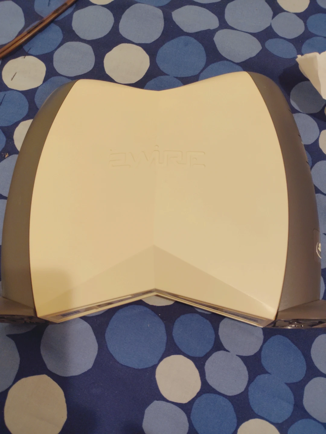 Sagemcom F@st 2704 WiFi Router