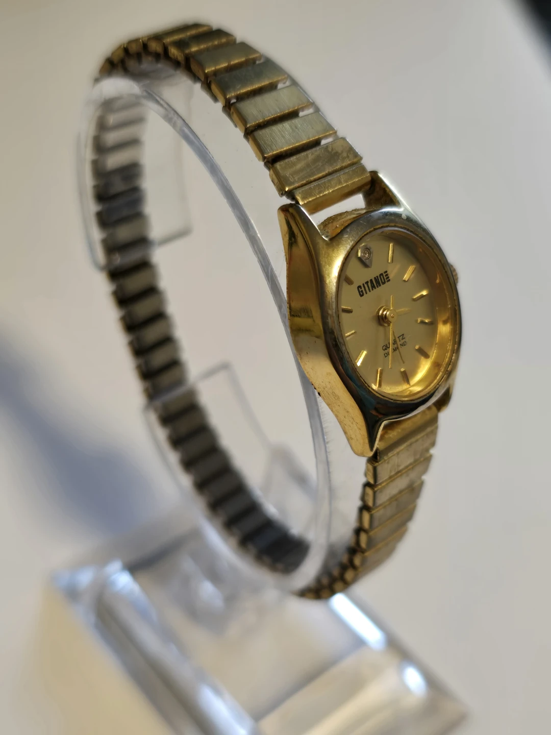 Gitano 17mm Lady's Oval Quartz Watch - photo 2