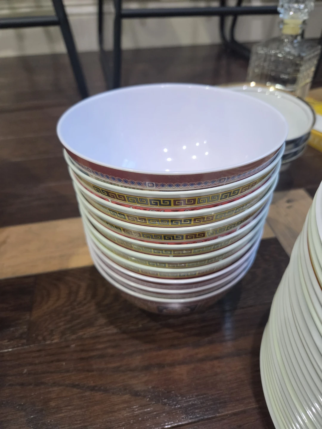 Melamine Bowls and Plates Set - photo 5