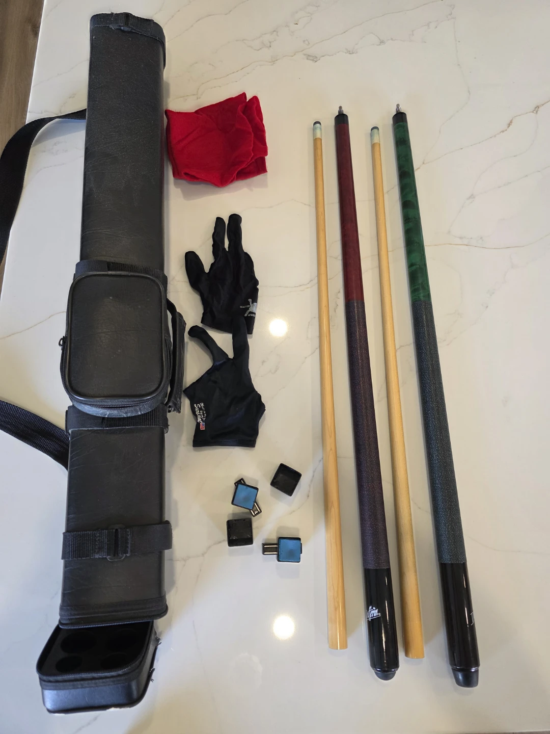 Pool Cue Stick Set with Case and Gloves