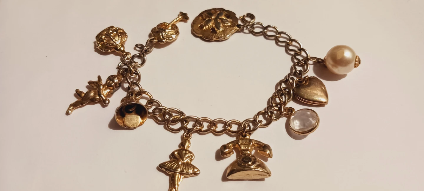 Gold Tone Charm Bracelet - photo 2