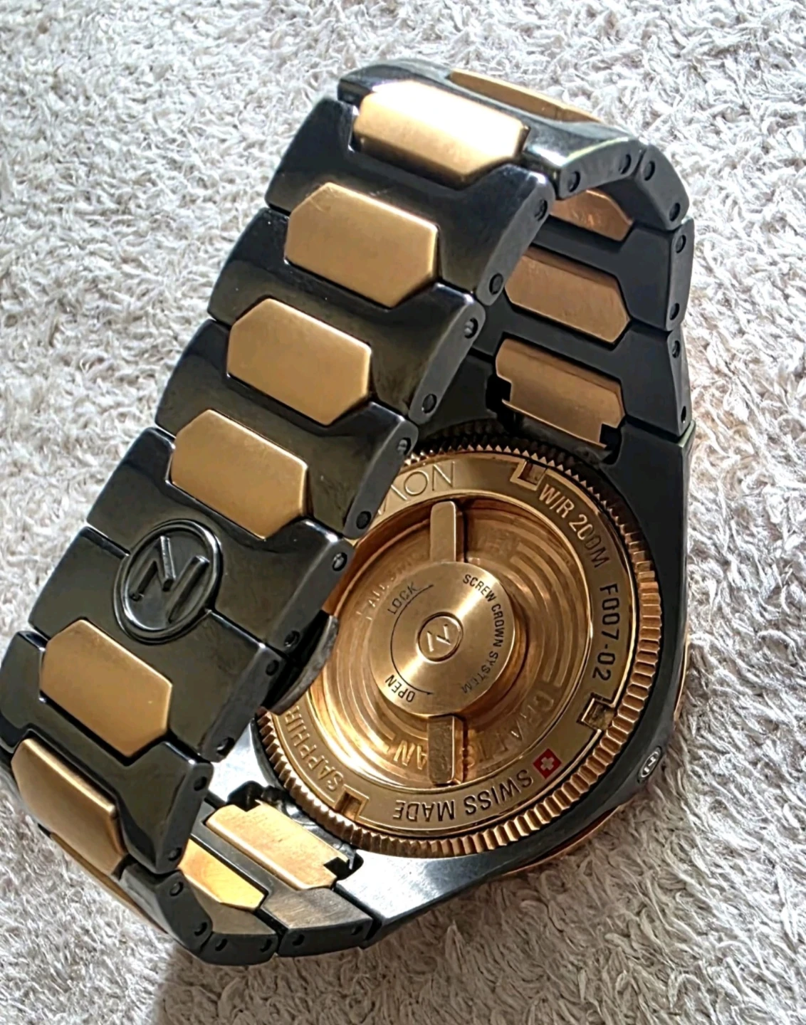 New Swiss Made Nove unique quartz watch. - photo 4