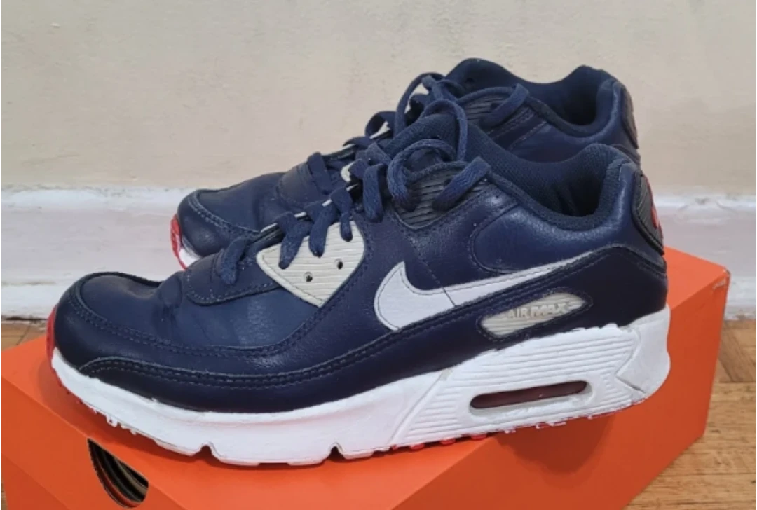 Nike Air Max 90 Shoes Size 6.5Y Boys