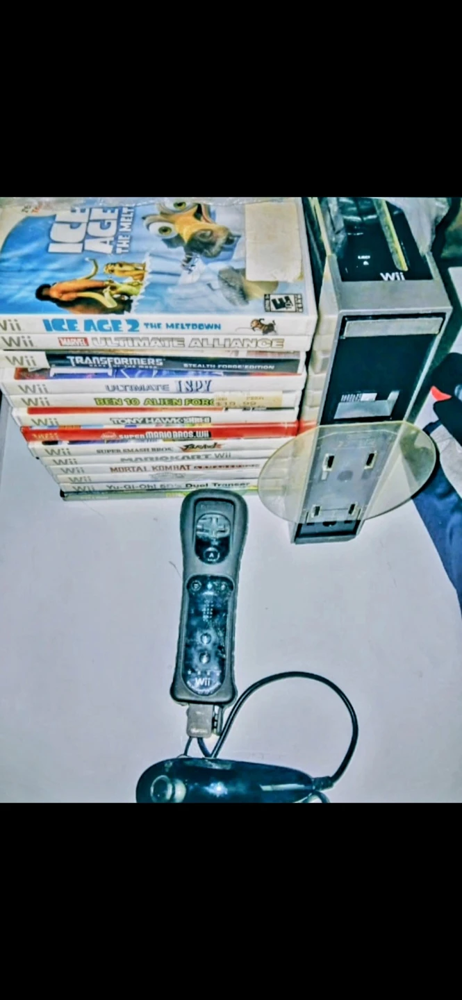 Nintendo Wii Games Bundle with Controller and Stand 🌱