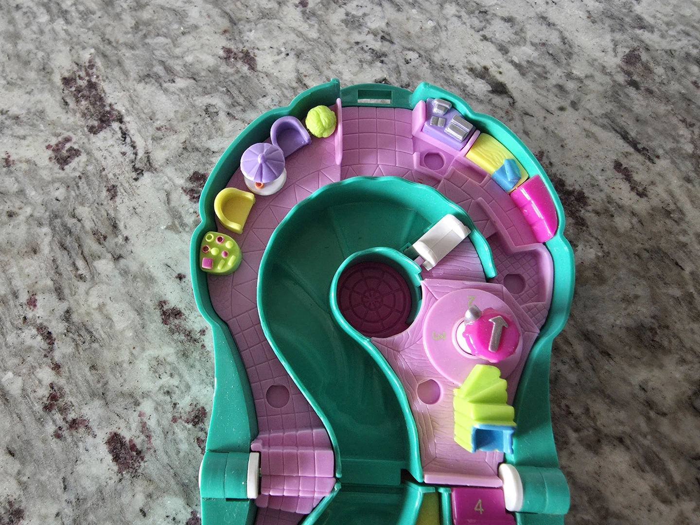 1995 Polly Pocket -  Splash n' Slide Water Park - photo 5