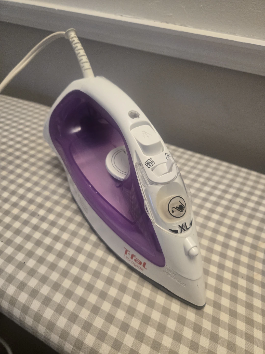 T-fal Ultraglide High Precision Steam Iron 🌱 - photo 2