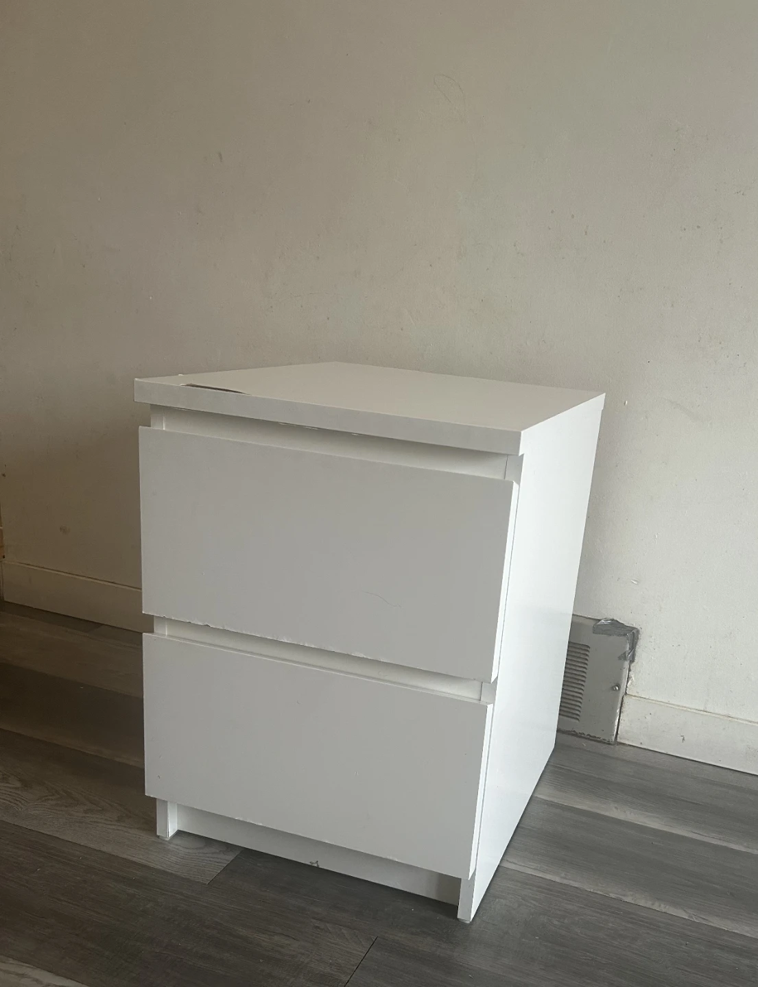 White 2-Drawer Nightstand