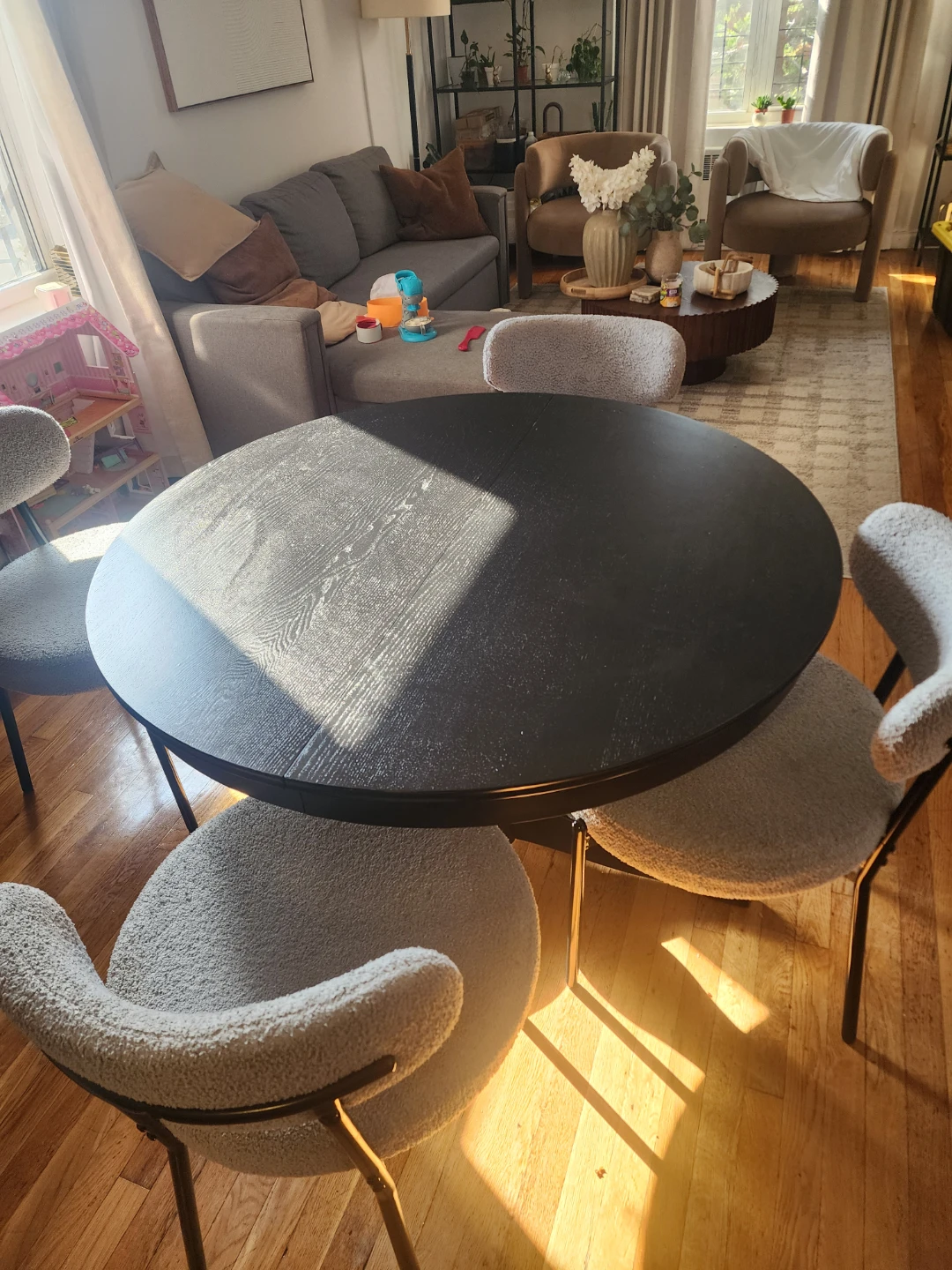 Black Round Dining Table - photo 2