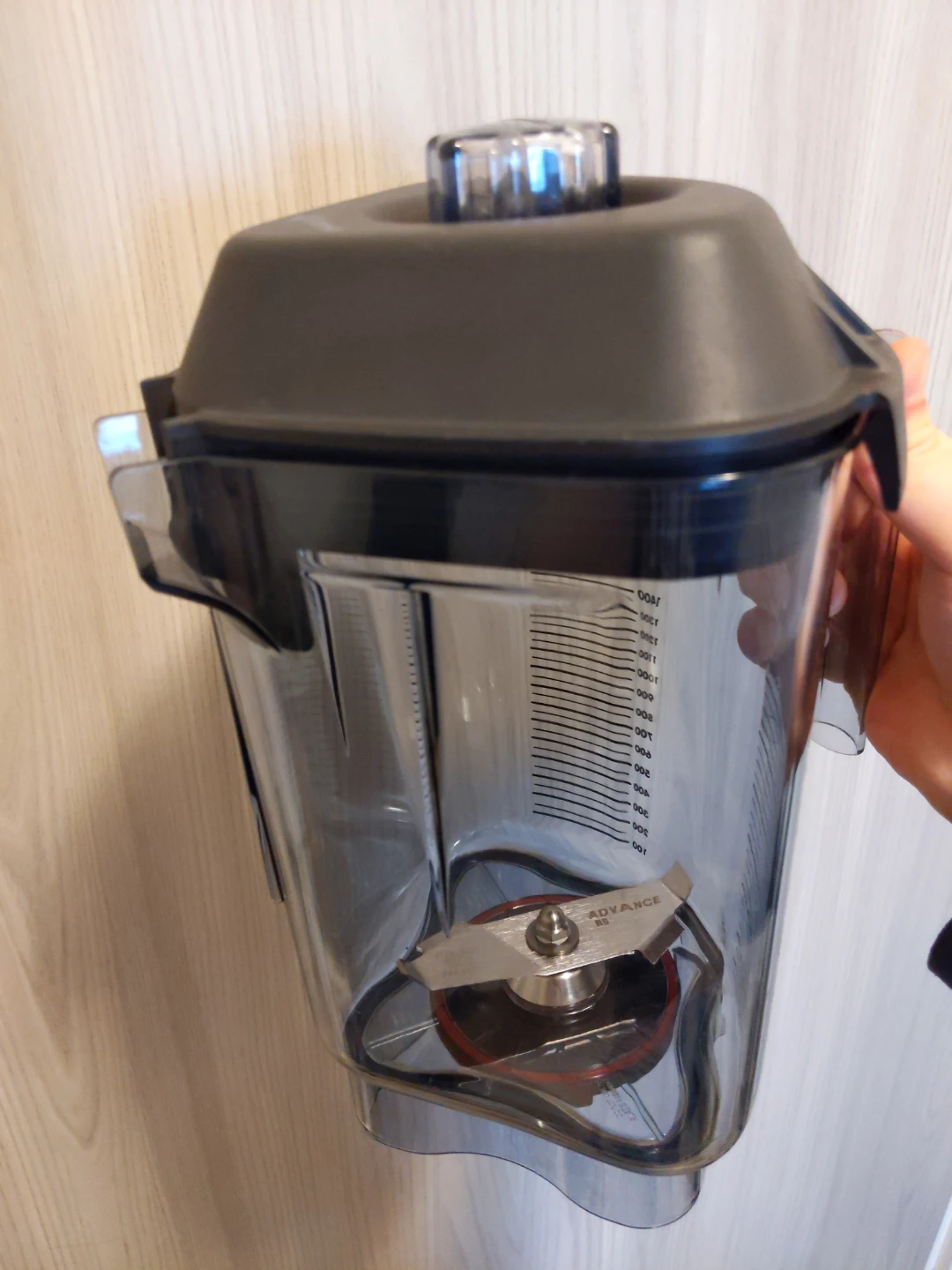 NEW (orig. $345) Vitamix 15978 48 Oz Advance blender Container