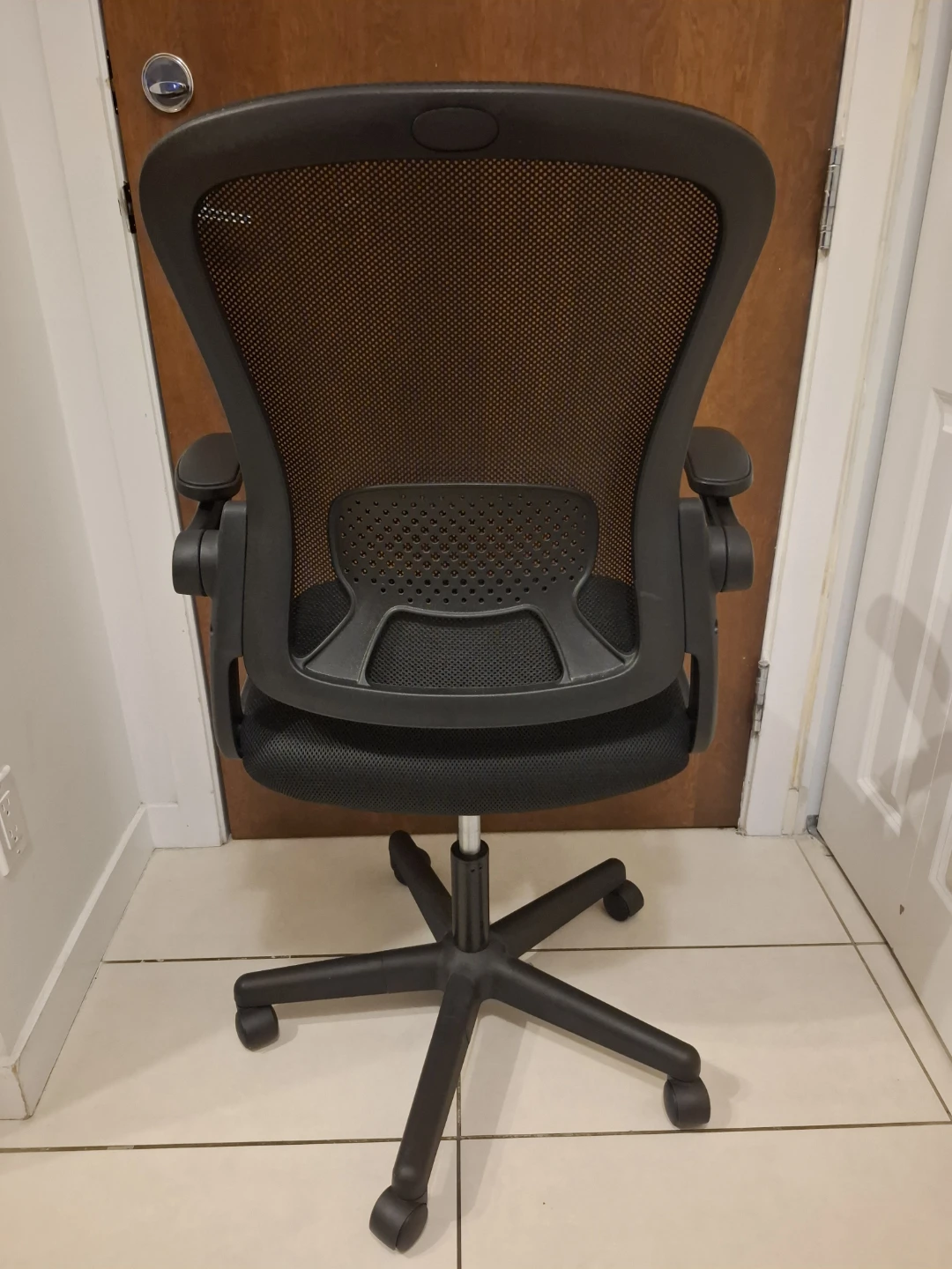 Office Chair- stylish and comfortable - photo 5