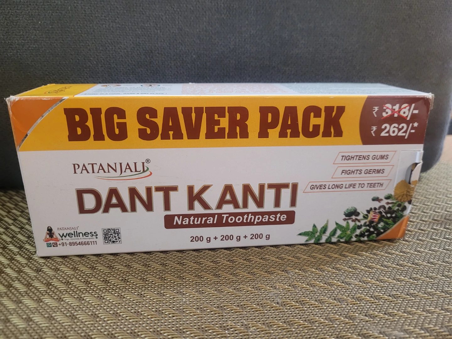 Patanjali Dant Kanti Natural Toothpaste Big Saver Pack 3 x 200g