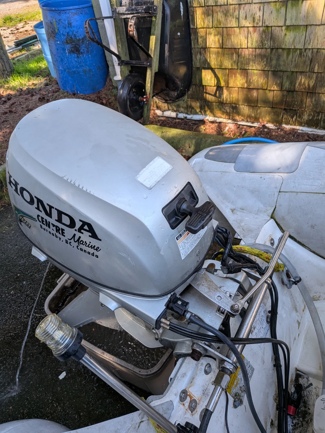 Honda 20 HP Outboard Motor - photo 2
