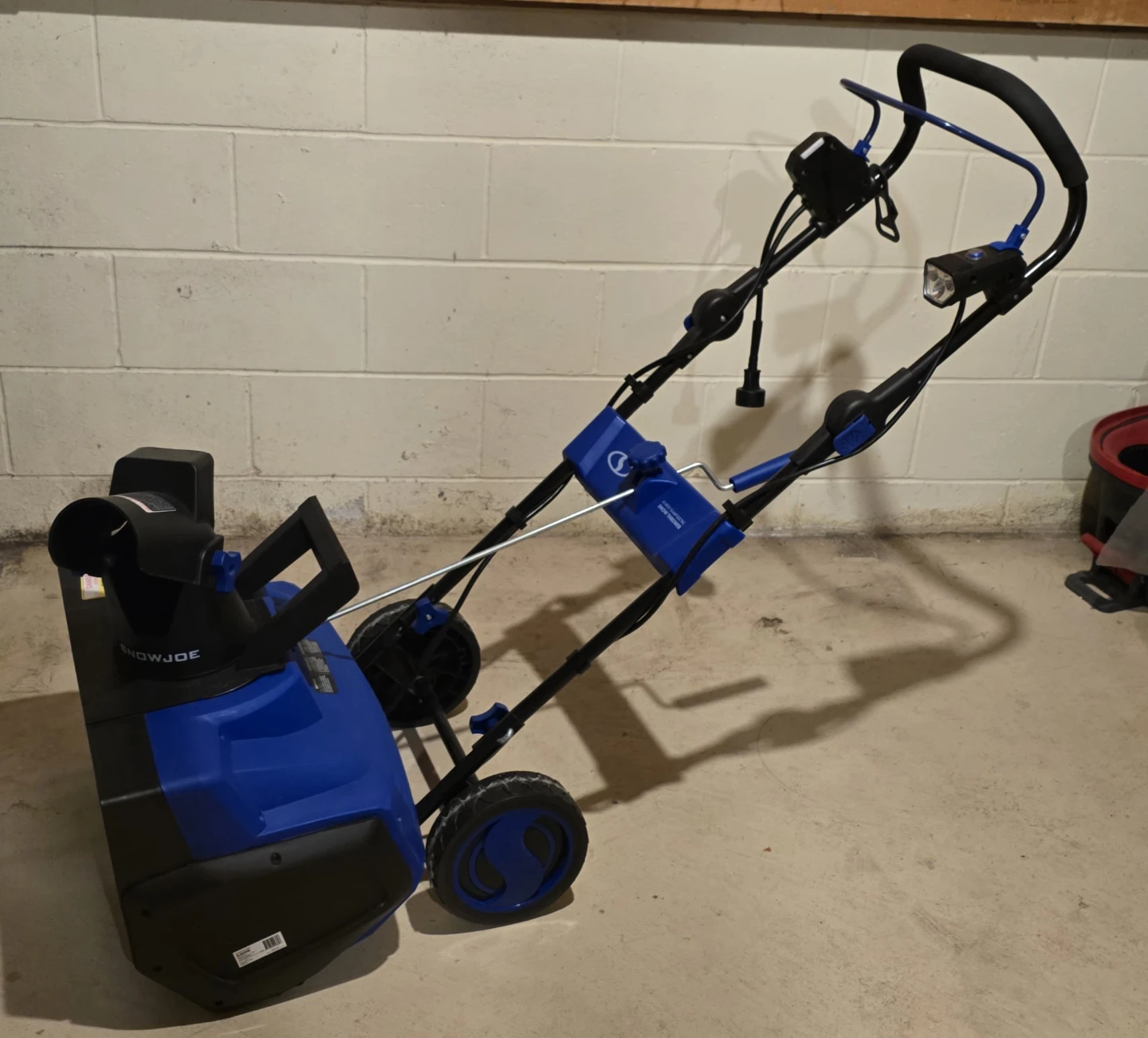 Snow Joe Electric Snow Blower