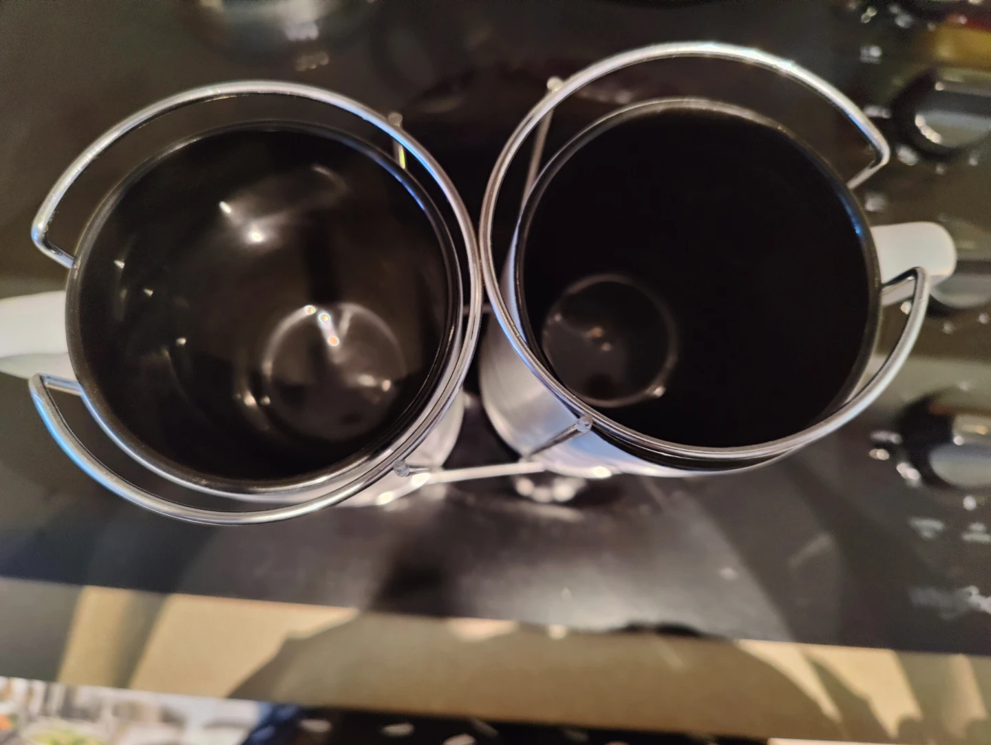 Set of 4 White "Coffee" Mugs with Rack - photo 2