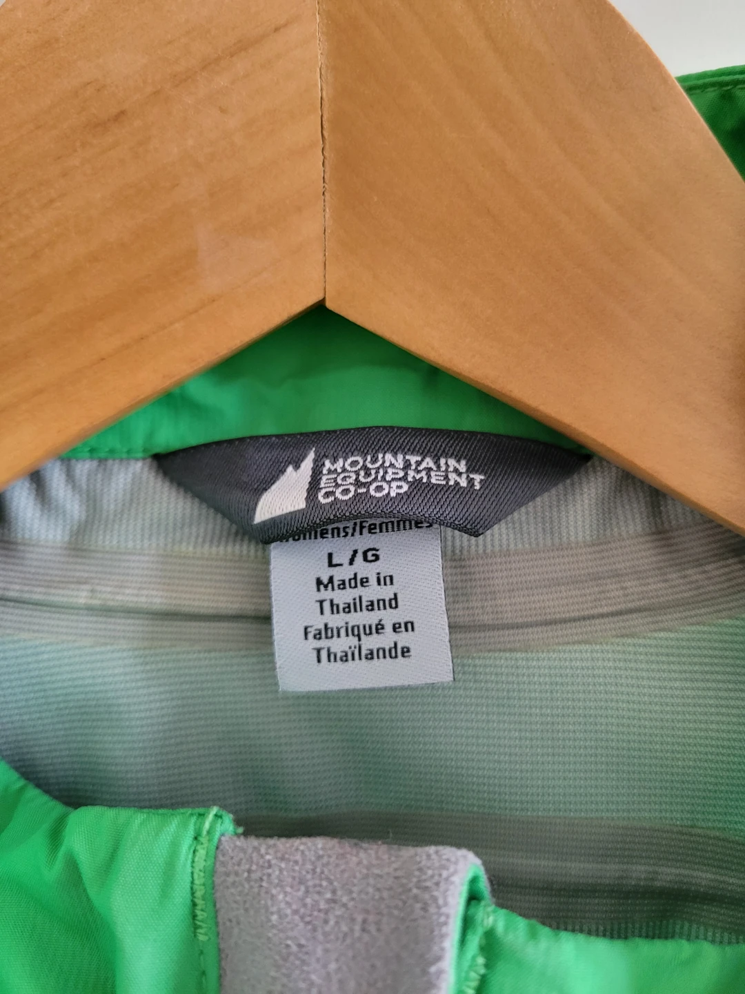 MEC bike jacket - photo 3