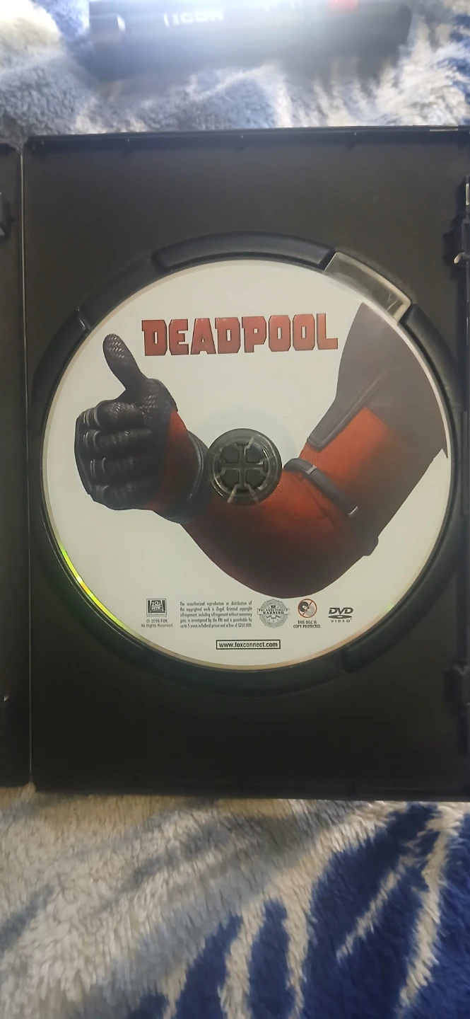 Deadpool DVD + Digital HD - photo 2