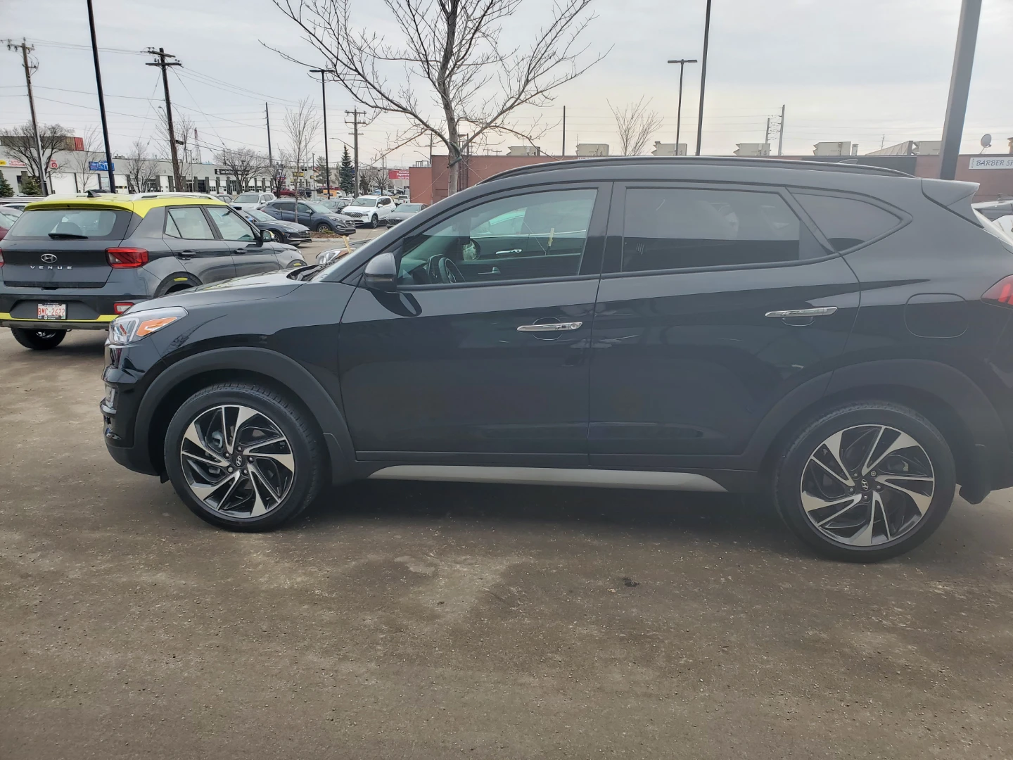 Hyundai Tucson SUV Ultimate - photo 2
