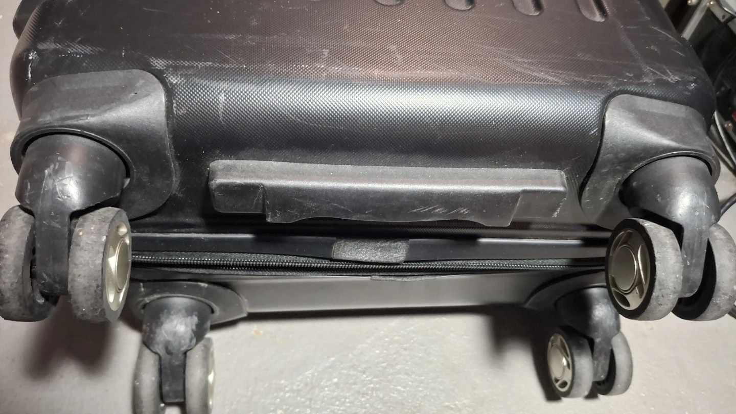 Kenneth Cole Reaction Hardside Carry-On Luggage - photo 5